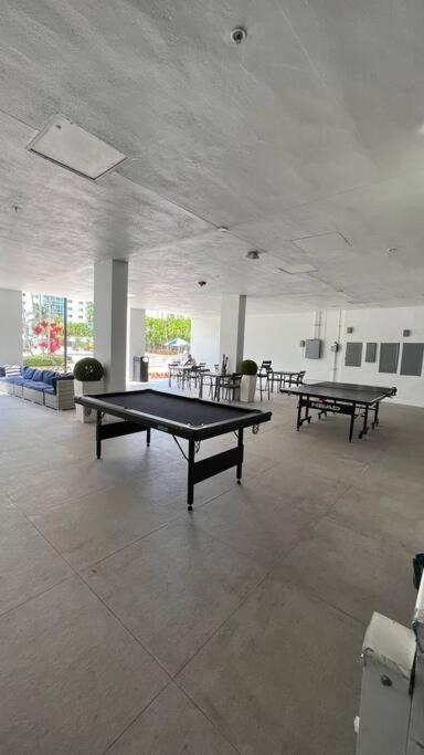Sunny Isles Beach Spacious Apartment 외부 사진